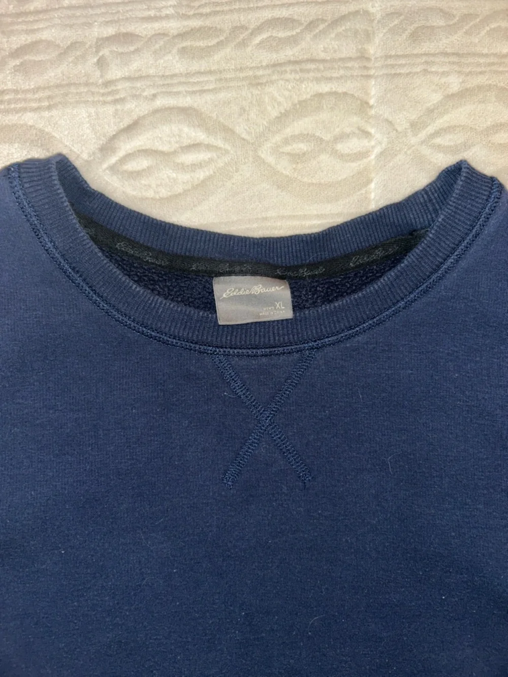 Eddie Bauer Navy Crewneck - Picture 2 of 5